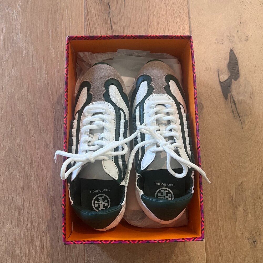 TORY BURCH RUFFLE TORY GOLF SNEAKER / Women's Size 5 / New